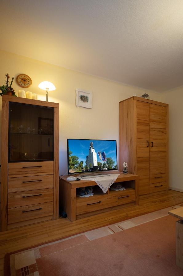 לוסהיים Ferienhaus Schaumbergblick מראה חיצוני תמונה